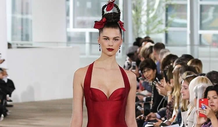 15 Attractive Red Wedding Dresses for You