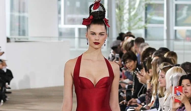 Peineta Para Novia Con Cristales Rojos - Elegante, Ideal Para Bodas, Peinados Updo, Sin Marca
