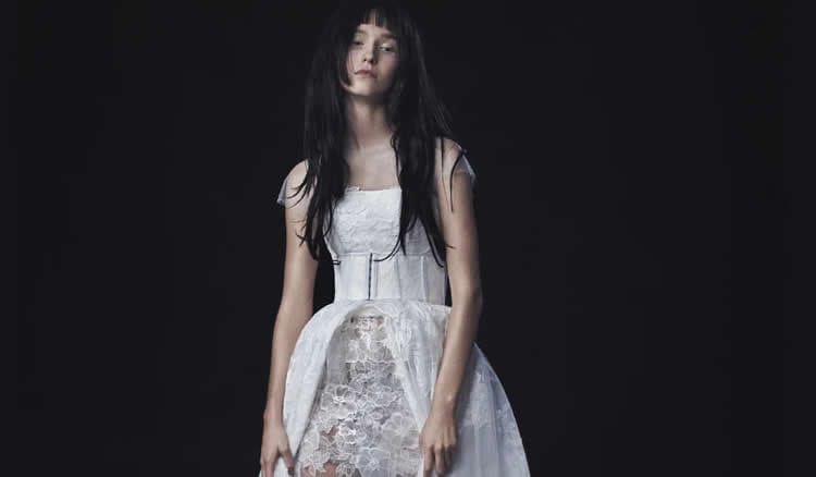 5 Perfect Wedding Dresses For Halloween Themed Wedding - Princessly