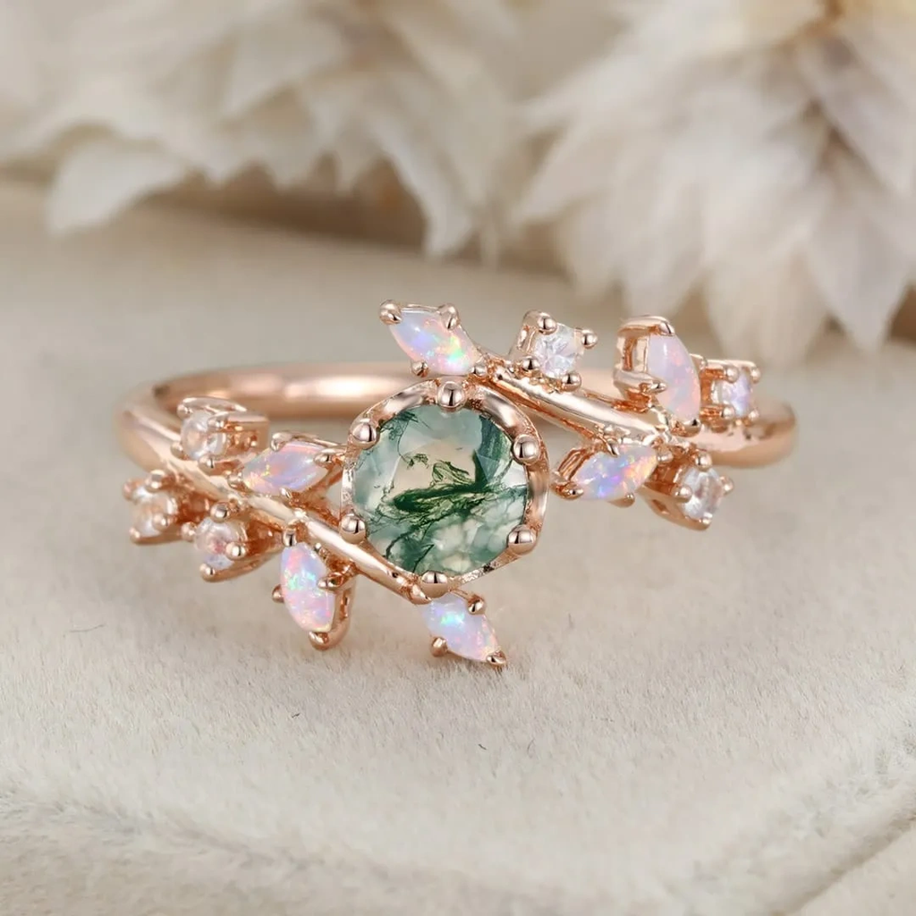 Is It Appropriate to Wear a Moss Agate Ring at a Wedding