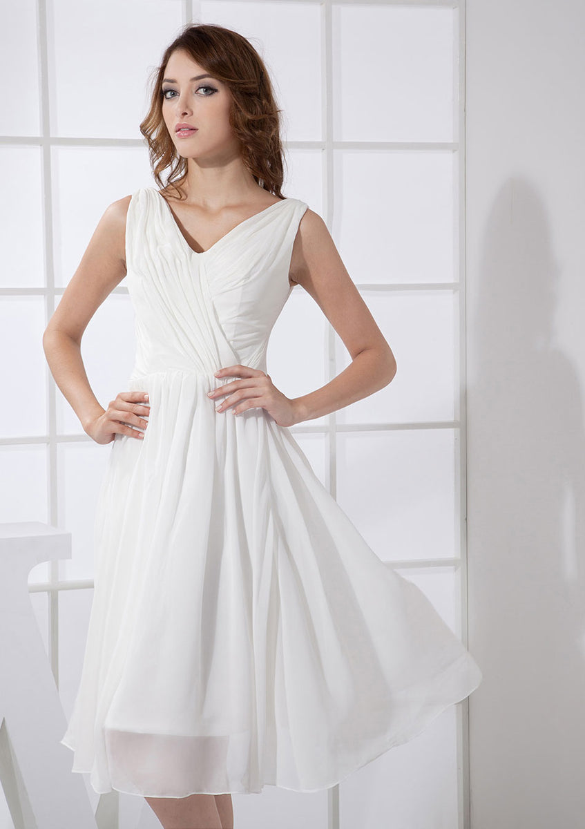 A-line V-neck Knee-length White Chiffon Short Homecoming Dress