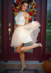 Mini abito corto da homecoming in organza avorio con scollo all'americana in due pezzi, linea A, paillettes con perline