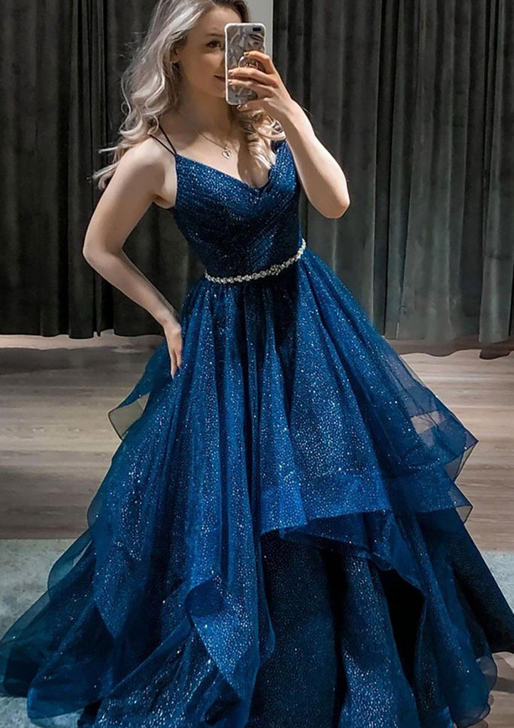 Vestido de Prom con Escote en V, Tirantes de Espagueti, Largo hasta el Suelo, con Cabello de Caballo y Brillo, con Apliques de Perlas