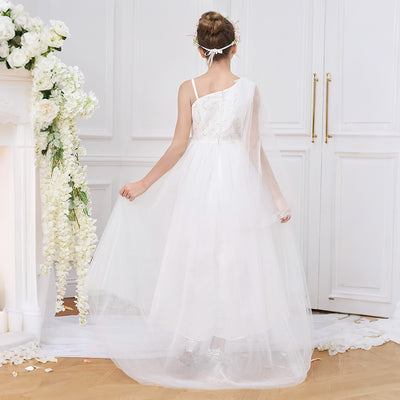 Robe de fête pour fille à longueur thé sans manches en tulle blanc à col asymétrique et superposée.