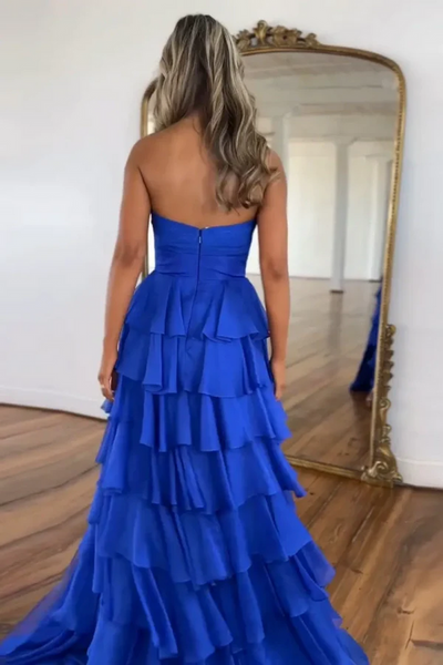 Vestido de Baile Azul Royal em Chiffon com Alças, Decote em V Sem Alças, Recorte em Camadas, Fenda, Modelo A-Line