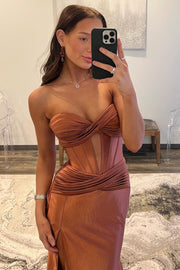 Vestido de Festa de Cetim Comprido com Cauda, Sem Alças, com Recortes, Fenda, Estilo Sereia