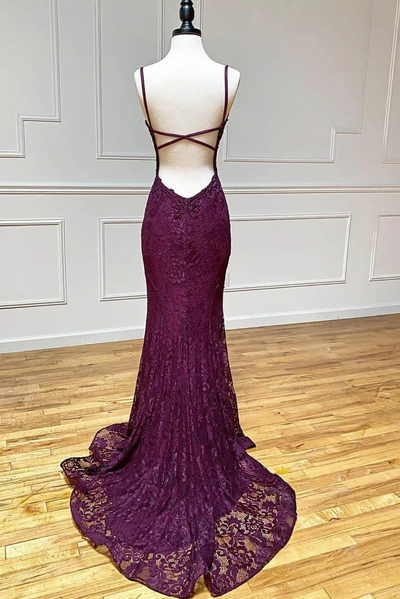 Vestido de Prom Formal com Alças de Renda Burgundy em Estilo Sereia, Cruzadas e Decote Profundo, com Fenda