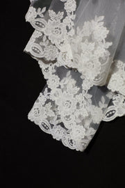 2 Layers Elbow Length Lace Wedding Veil