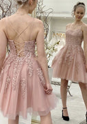 A-line Sweetheart cinghie senza maniche Blush Lace Tulle corto Homecoming abito