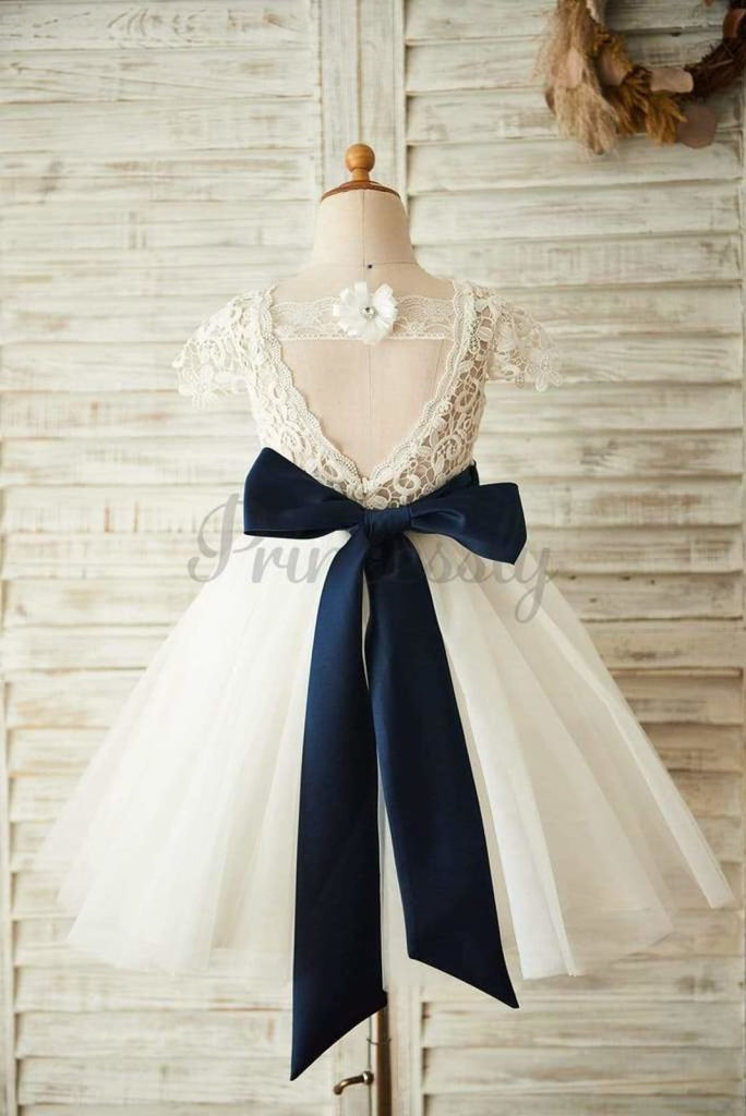 $15 SALE: Short Sleeves V Back Lace Tulle Wedding Flower