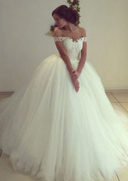 Ball Gown Sleeveless Off Shoulder Tulle Court Wedding Dress