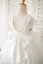 Cap Sleeves Ivory Lace Tulle Wedding Flower Girl Dress with