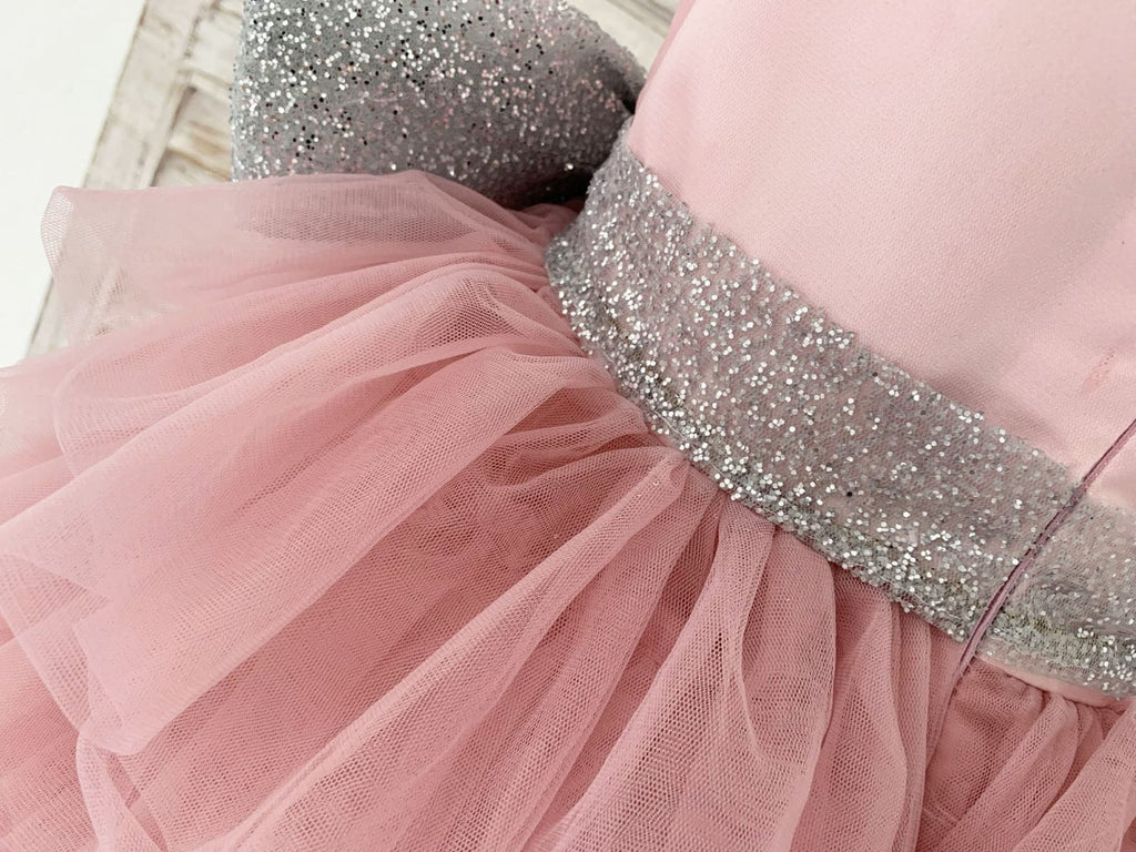 Cupcake Mauve Tulle V Neck Wedding Flower Girl Dress with