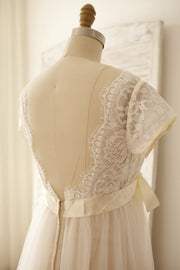 Empire Waist Maternity Cap Sleeves Lace Tulle Wedding Dress