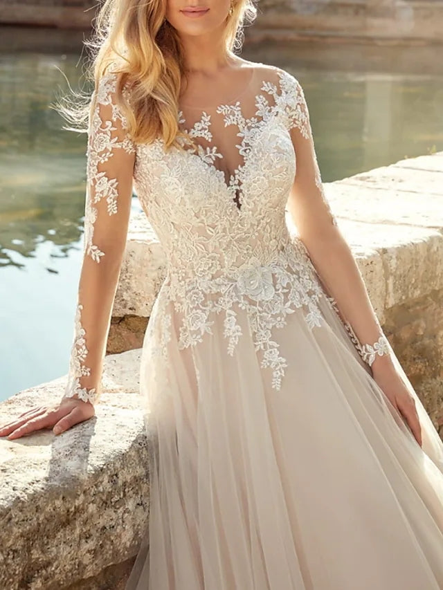 A linha Illusion Scoop pescoço manga comprida Lace Champagne Vestido de casamento