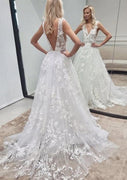 A-line V Back Sleeveless Chapel Ivory Lace Tulle Wedding Dress