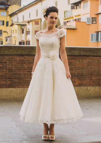 A-line Bateau Neck Tea Length Lace Tulle Wedding Dresses