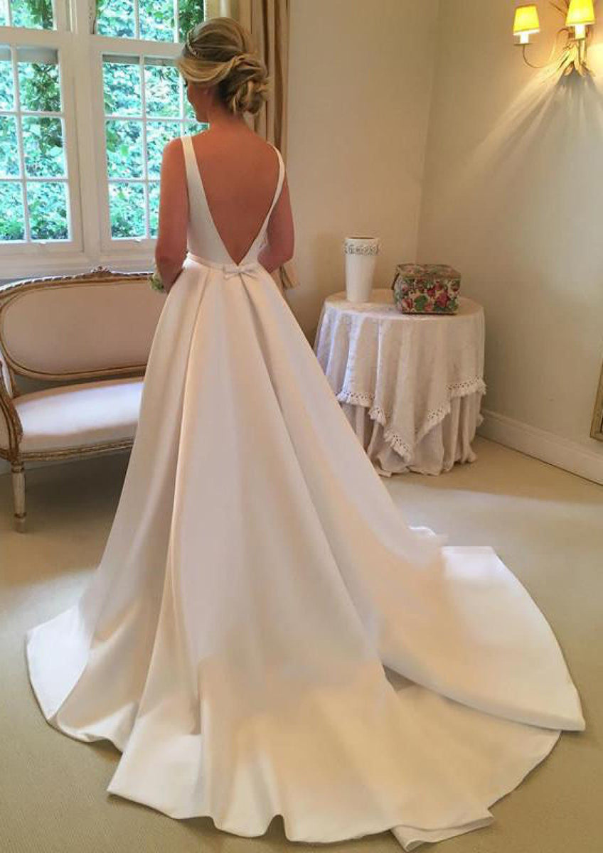 Elegant 3/4 Sleeves Satin Bateau Simple Backless Wedding Dress