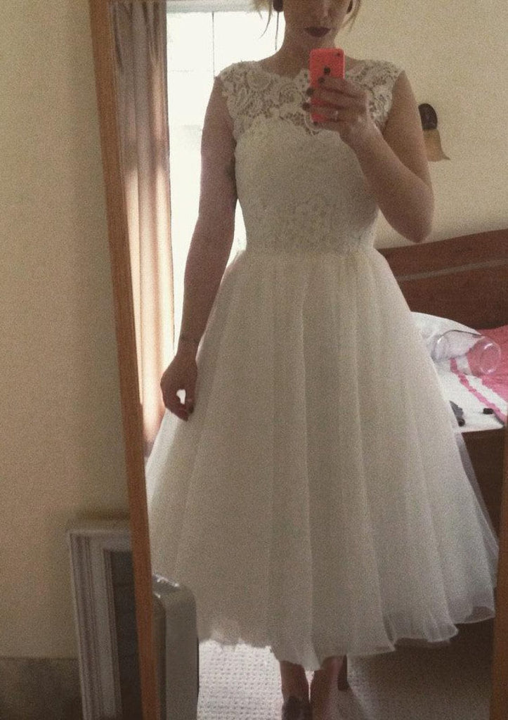 A-line Bateau Sleeveless Tea-Length Lace Organza Wedding