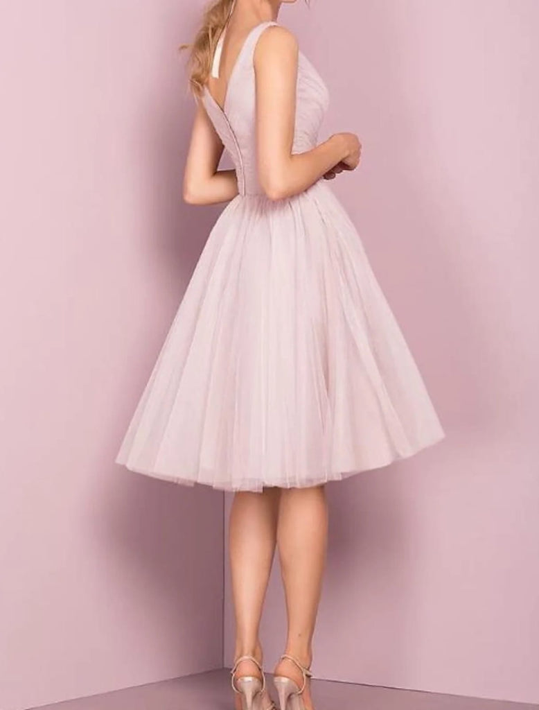 A-line V Neck Sleeveless Knee Length Tulle Homecoming Dress