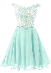 A-Line/Princess Off-the-Shoulder Short/Mini Tulle Cocktail