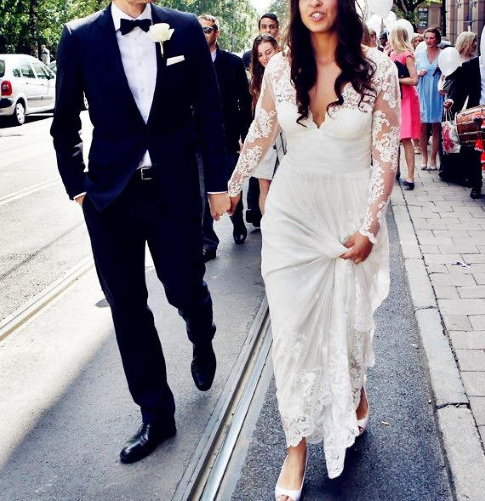 A-line Scalloped V-neck Sheer Long Sleeves Empire Waist