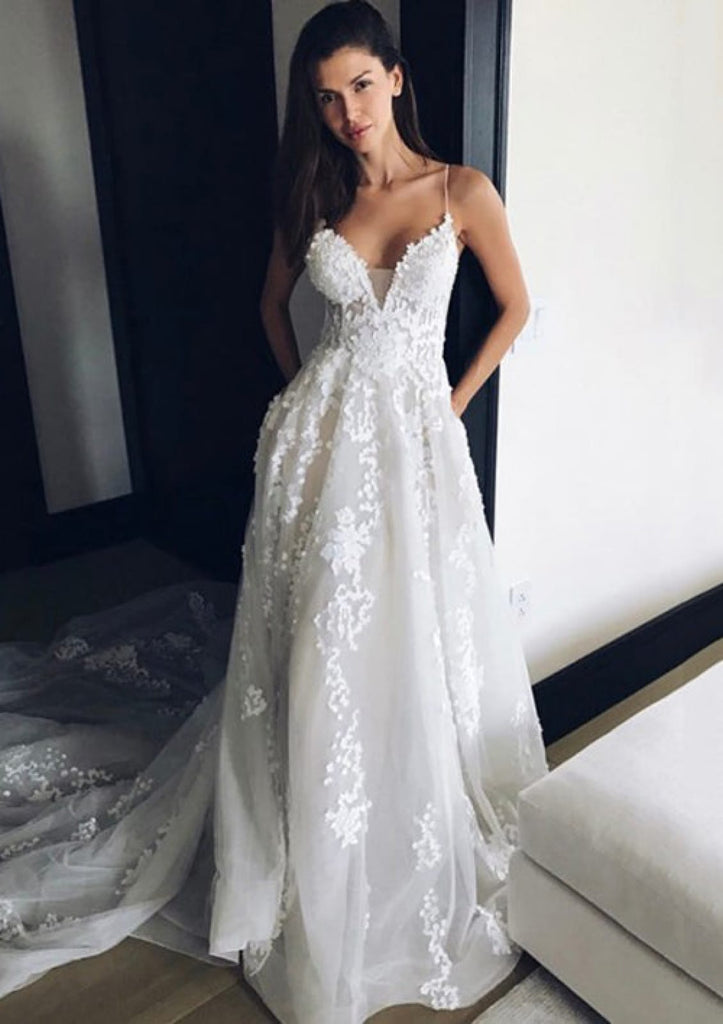 A-line Spaghetti Straps V Back Court Train Tulle Wedding