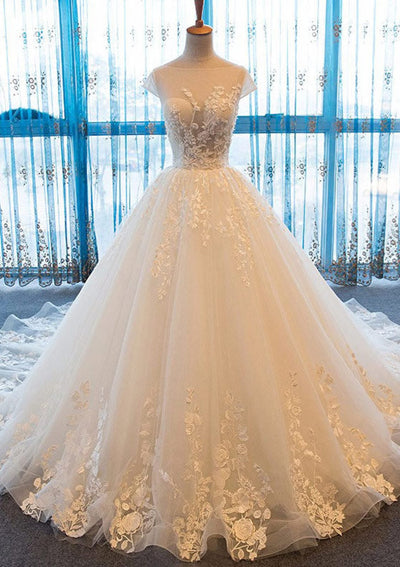 A-Line/Princess Bateau Cap Sleeve Chapel Wedding Dress Lace