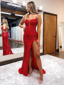 Robe de bal sirène / trompette Brillance & Éclat Robe formelle traîne balayante / traîne brosse sans manches bretelles spaghetti sequins dos nu avec perles fente en sequins