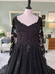 V Neck Long Sleeve Ballgown Black Lace Tulle Gothic Wedding