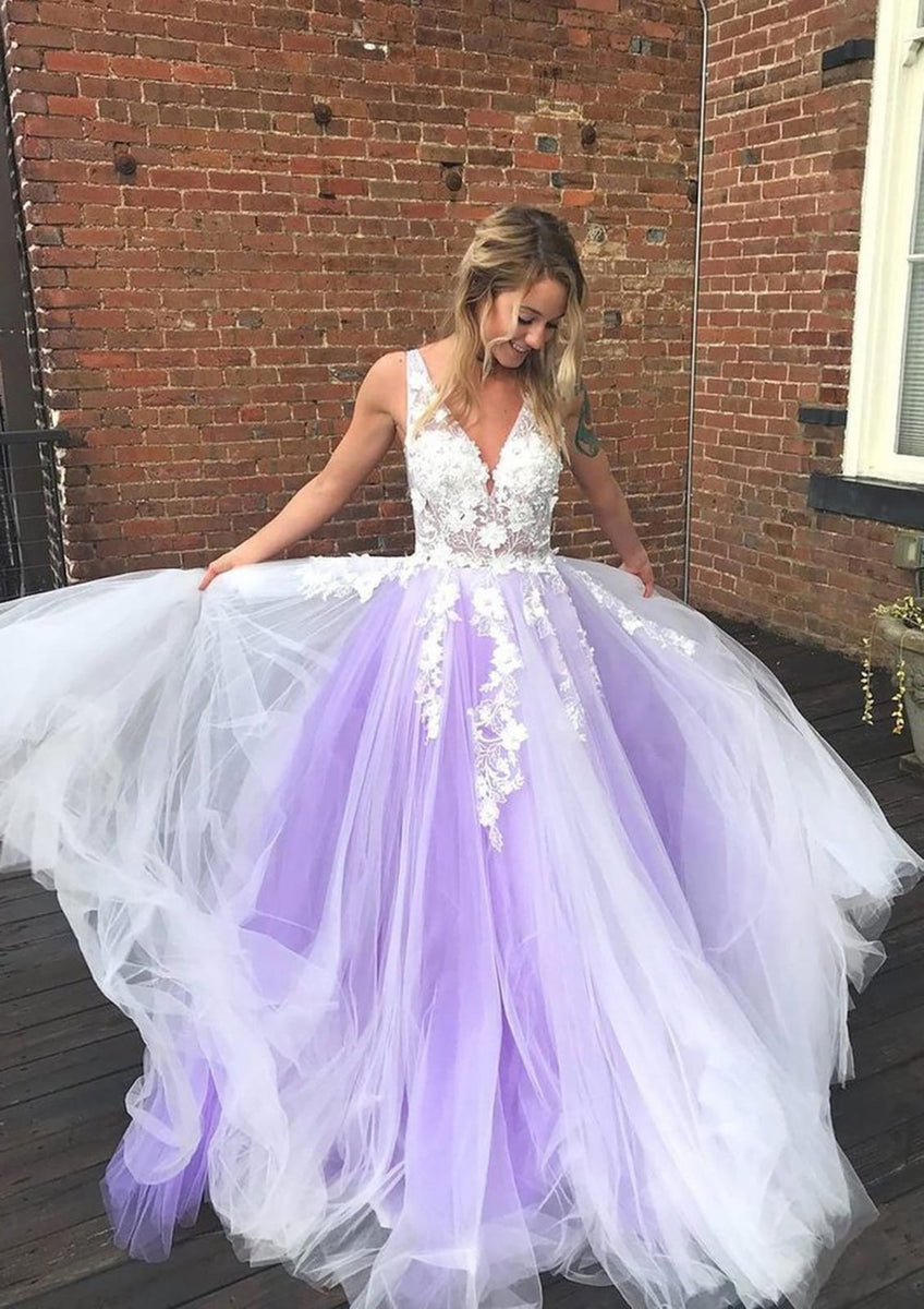 V-neck Sleeveless Lavender Lace Tulle Ball Gown Prom Party Dress