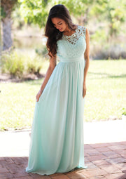 Princess Sleeveless Chiffon Long Wedding Party Dress