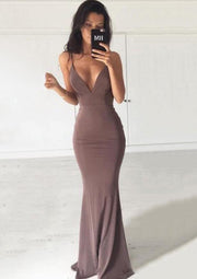Sheath/Column Backless V-Neck Elastic Satin Sleeveless Sweep