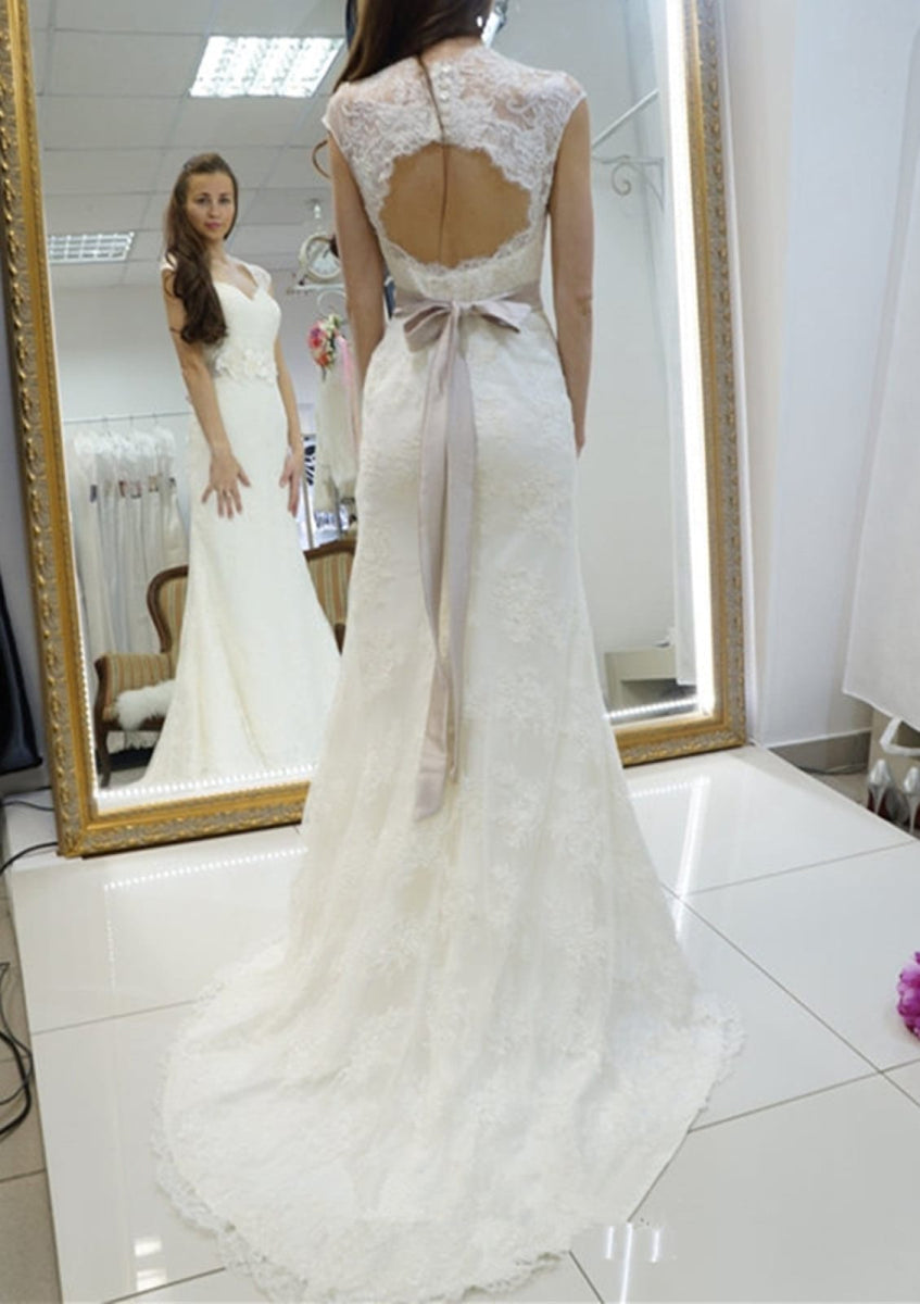 chinese dress ladies DAFFODIL, A Floral Lace Bridal Sash with Soft Silk Bow Closure – Larimeloom main image 1