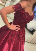 على كتفِ حبيبِ الحبيبِ Beaded Burgundy Satin Ball Gown Prom