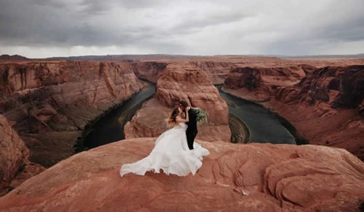 4 Unusual Locations To Get Married In Las Vegas