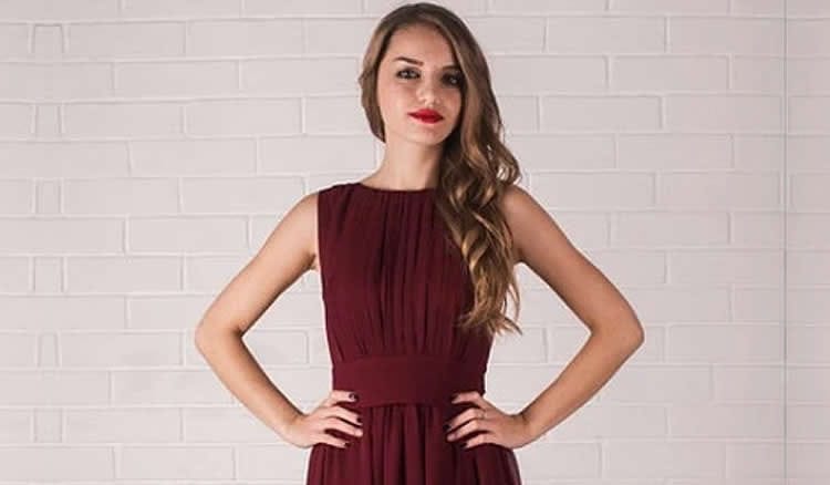 5 vestidos de madre de la novia o del novio para una boda de otoño