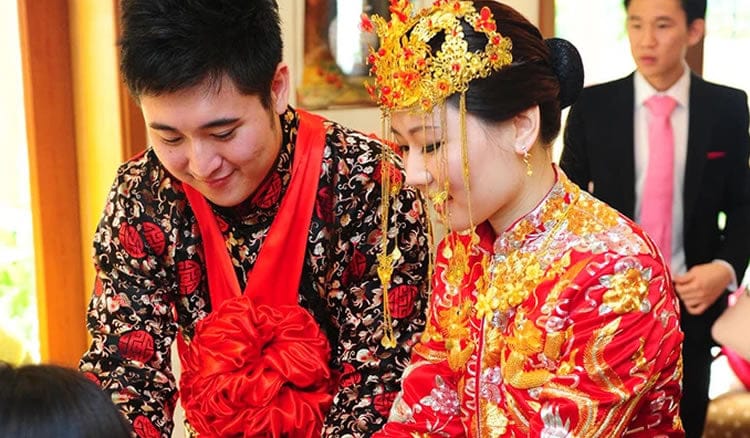 5 уникальных свадебных традиций со всего мира