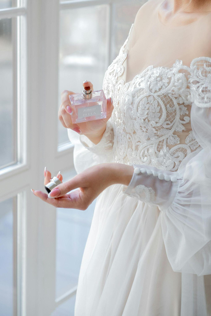 The Final Touch: How Scent Completes Your Bridal Look