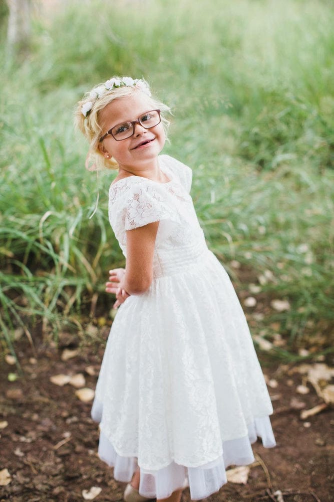 Adorables robes de fille de fleur à manches courtes pour chaque saison