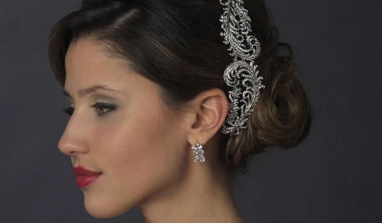 How to choose the right bridal accessories for your wedding