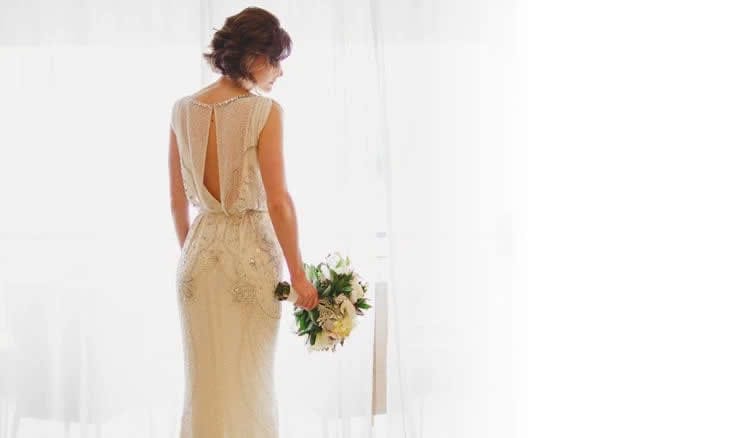 Топ-10 свадебных платьев с красивой спиной