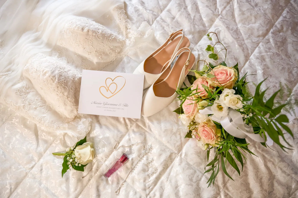 How to Match Your Wedding Stationery to Your Dress Style