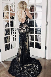 Black V-Neck Straps Lace Appliques Backless Trumpet Long Prom Dress