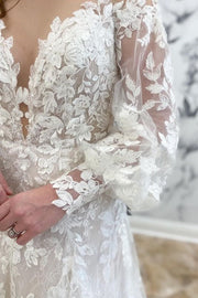 White Appliques Round Neck Long Sleeve A-Line Wedding Dress