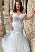 White Lace Tulle Off Shoulder Trumpet Long Court Wedding Dress