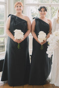 Mermaid Black Satin One-Shoulder Bow Strap Floor Length Bridesmaid Dress