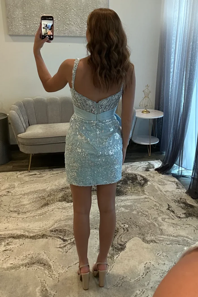 Cute Straps Sweetheart Sequined Appliques Mini Homecoming Dress with Bow
