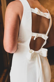 White Bateau Cutout Back Trumpet Long Wedding Dress