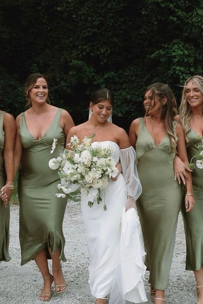 V-Neck Straps Satin Sleeveless Pleated Bridesmaid Dress